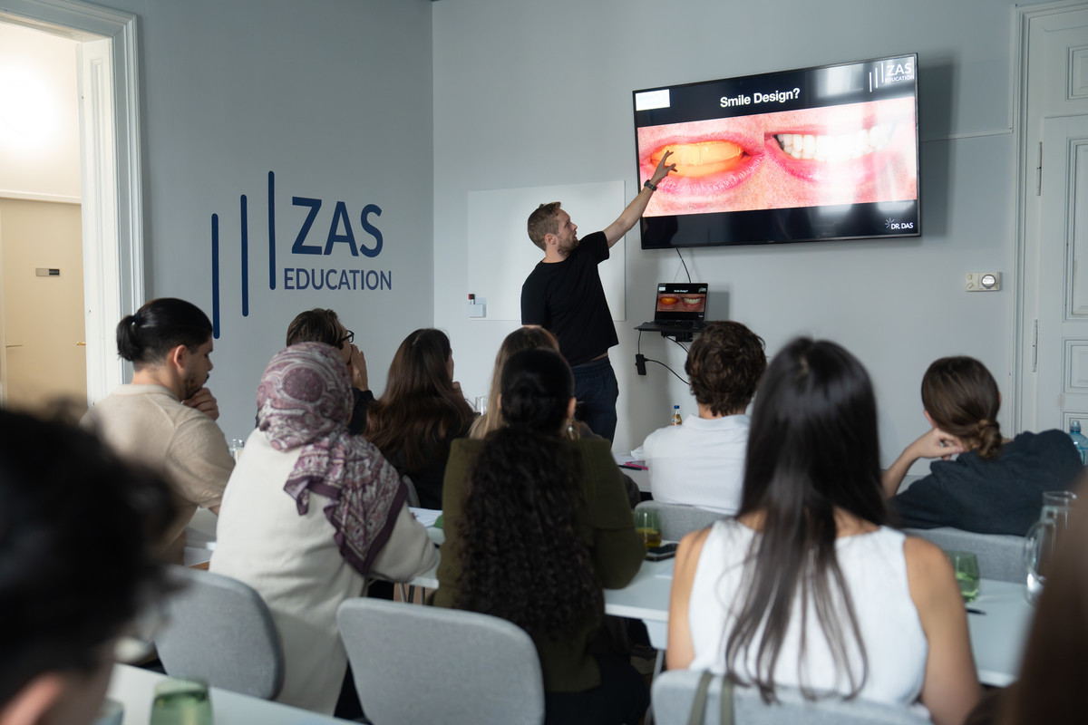 Digital Smile Design Excellence - Masterclass